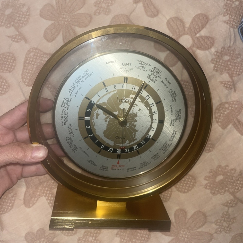 Linden Japan Quartz‎ Clock 7-3/4" Dateline World Clock